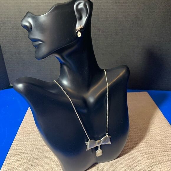 Aerie Silver Bow Necklace and Earring Set - Picture 1 of 4